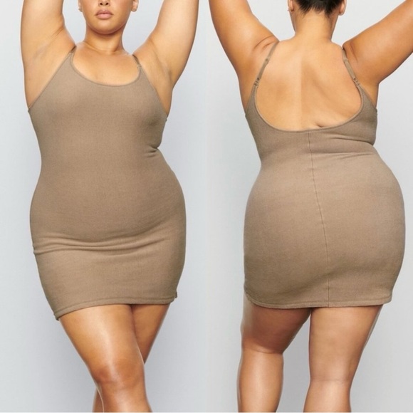 SKIMS NWT TERRY SLIP DRESS DESERT - Picture 2 of 7